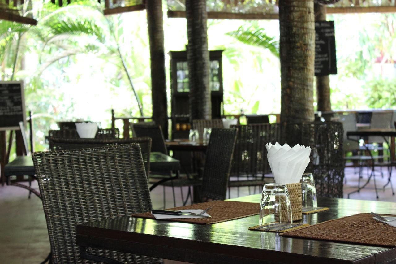 Alamanda Inn, Boutique Hotel And French Restaurant Янгон Экстерьер фото
